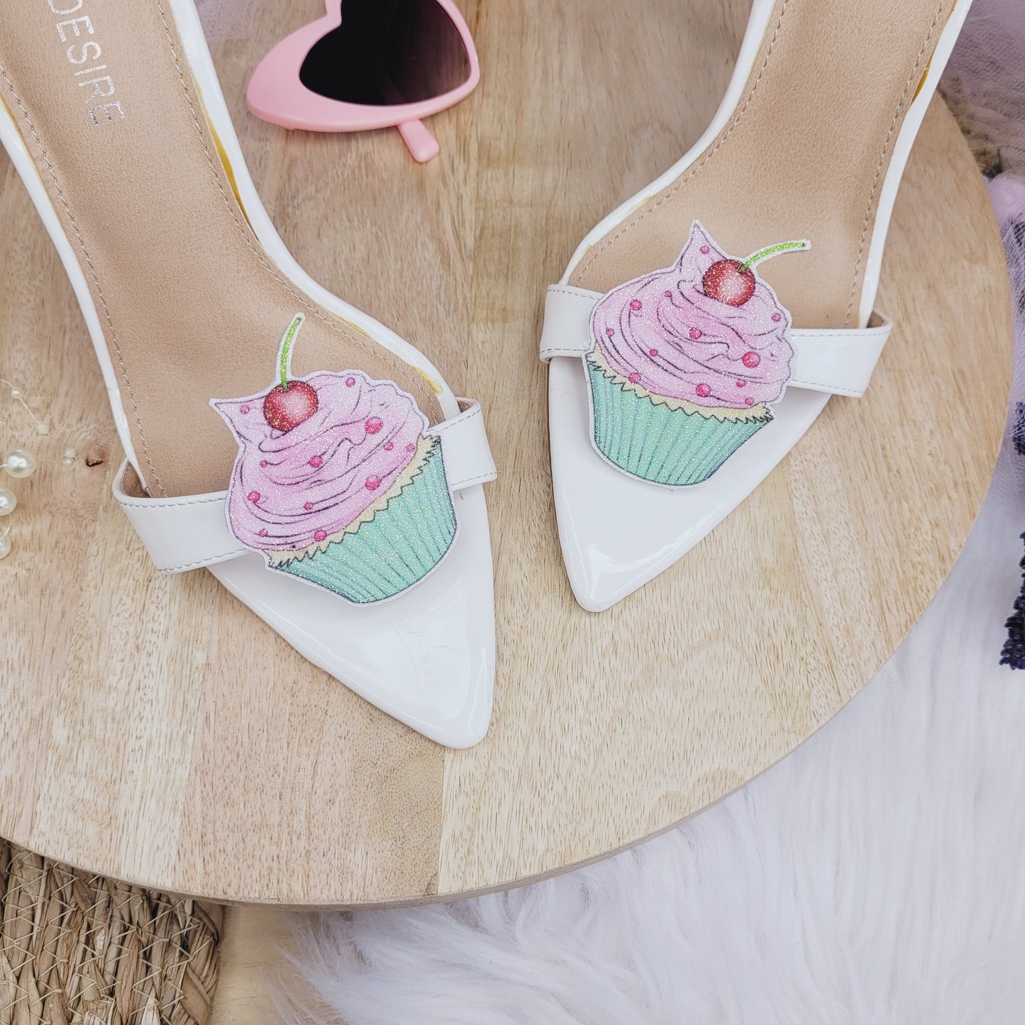 Cupcake shoe clips, glitter shoe clips, Cupcake patch, party shoe clips, Pastry Chef Gift, Birthday Cake, Cake Dessert, confectioner gift